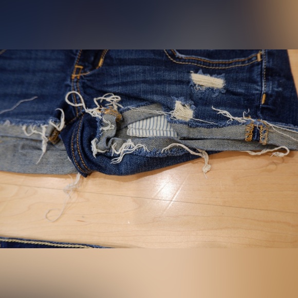 Bundle of Four Hollister Denim Booty Shorts - Picture 6 of 6
